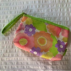 *free w purchase* Clinique Floral Makeup Bag